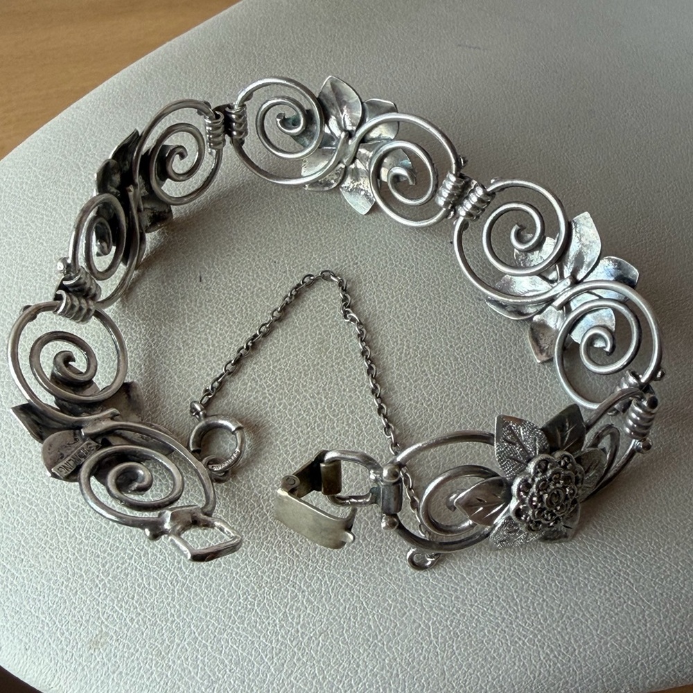 VINTAGE STERLING SILVER ORNATE FLORAL FLOWER MARCASITE BRACELET UNIQUE UNUSUAL - Picture 8 of 16